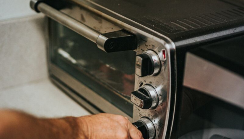 weird smell coming from oven